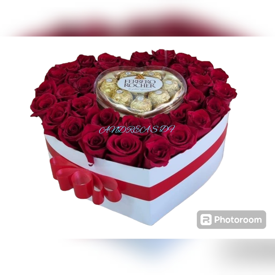 corazón en rosa roja y ferrero